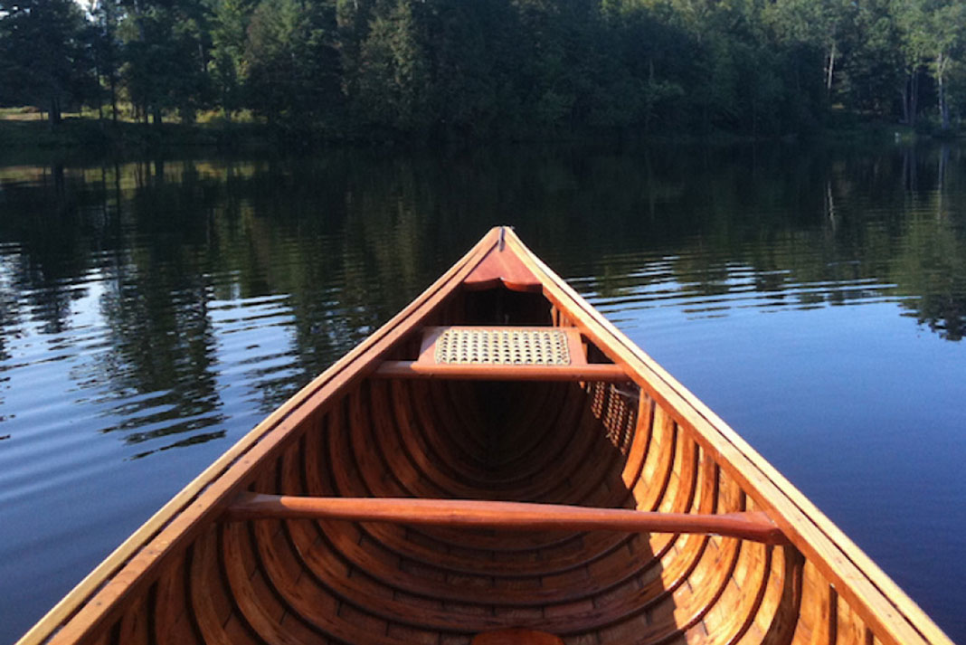 What is the best material for a canoe