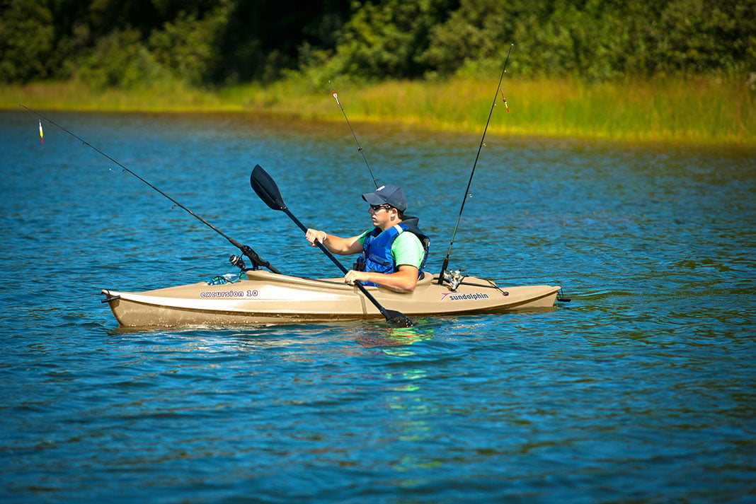 man paddles the Sun Dolphin Excursion 10 kayak