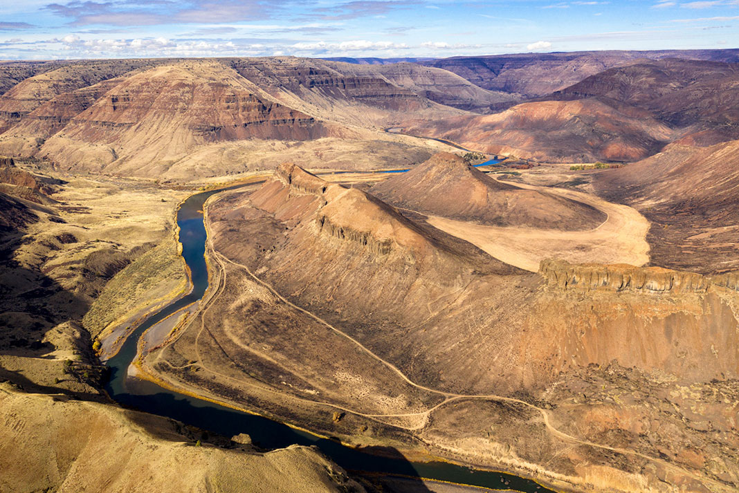 view of the John Day River and its valley