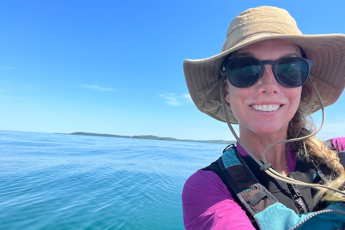 Conny Simes circumnavigates Lake Superior Solo 